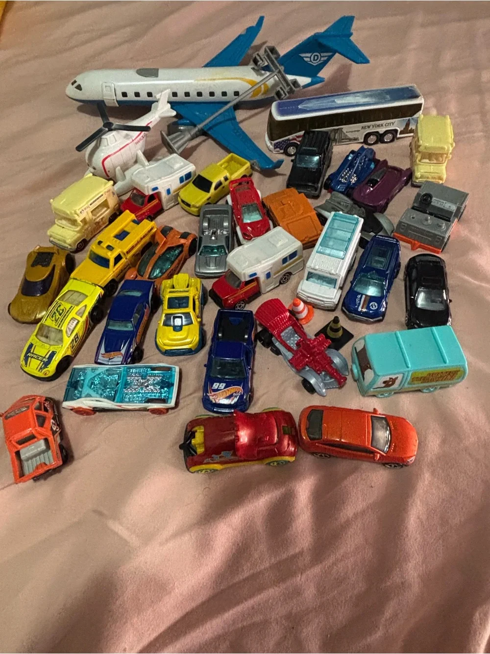 Toy Airplane with Assorted Kids Vehicle Playset